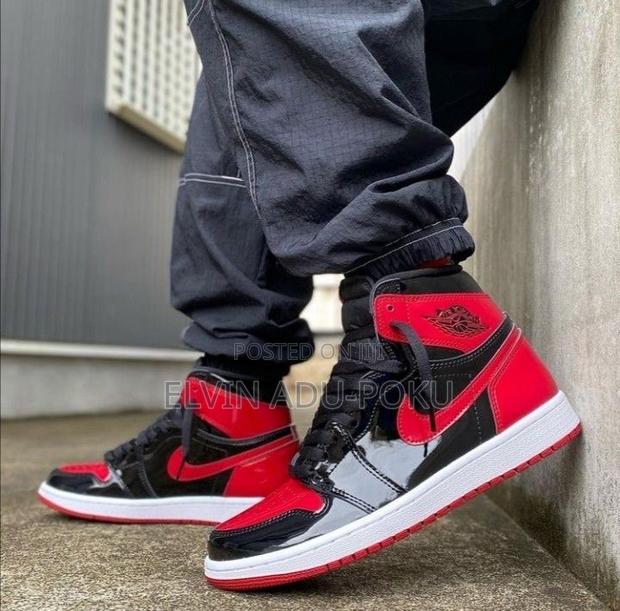 Air Jordan 1 Retro High Og Patent 'bred' · Photo 4