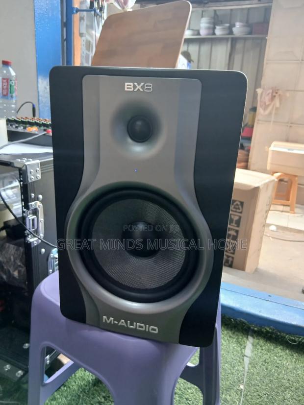 M-Audio Bx8 · Photo 4