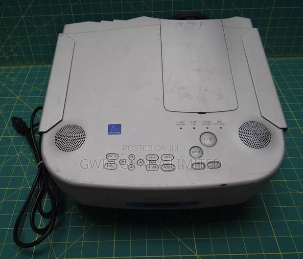 Sony LCD Data Projector Model VPL-Px20 100-240v 2.9-1.2a photo 7