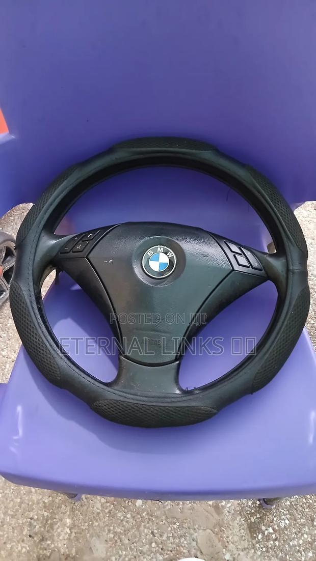 BMW E60 Pre Lci Steering Wheel photo 2