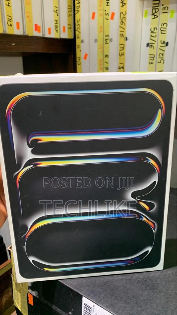 New Apple iPad Pro 11 (2024) 256 GB Black · Photo 3