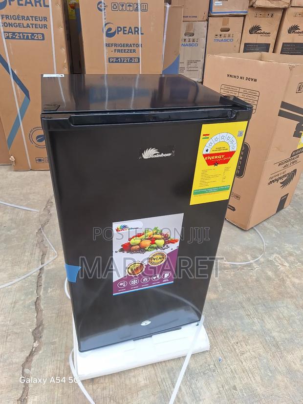 Black Beauty Rainbow Table Top Fridge photo 2