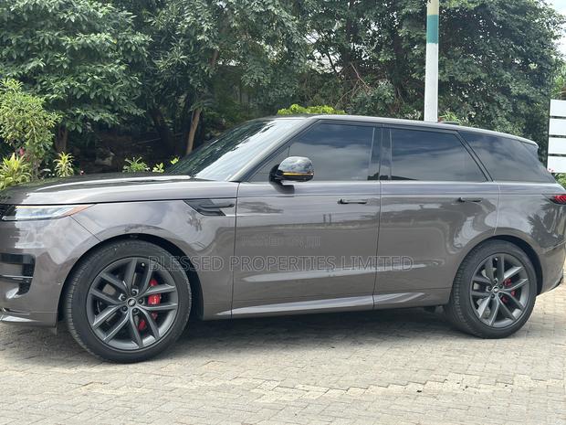 Land Rover Range Rover Sport SV Edition One Flux Silver 2024 Gray