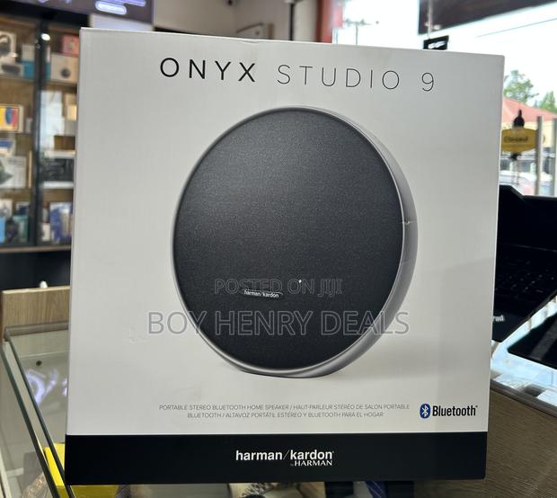 Onyx Studio 9