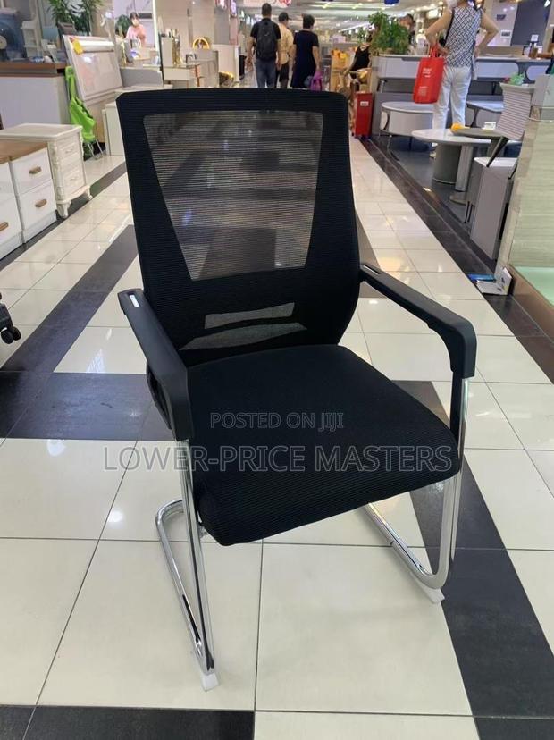 Office / Conference Chair · Photo 3