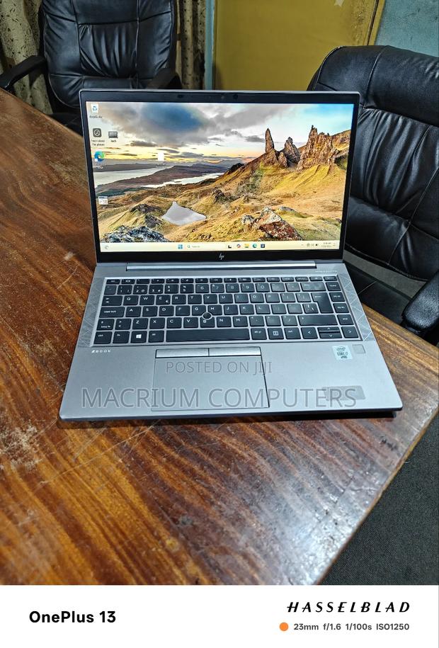 Laptop HP ZBook Firefly 14 G7 32GB Intel Core I7 SSD 512GB