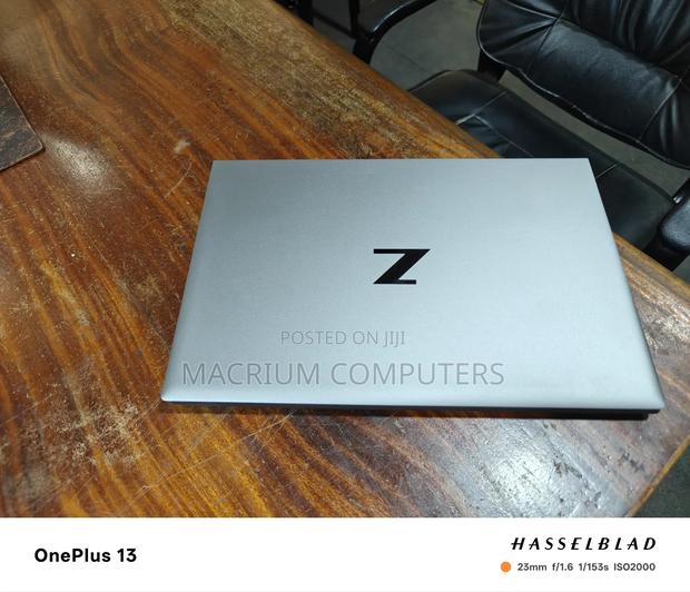 Laptop HP ZBook Firefly 14 G7 32GB Intel Core I7 SSD 512GB photo 2