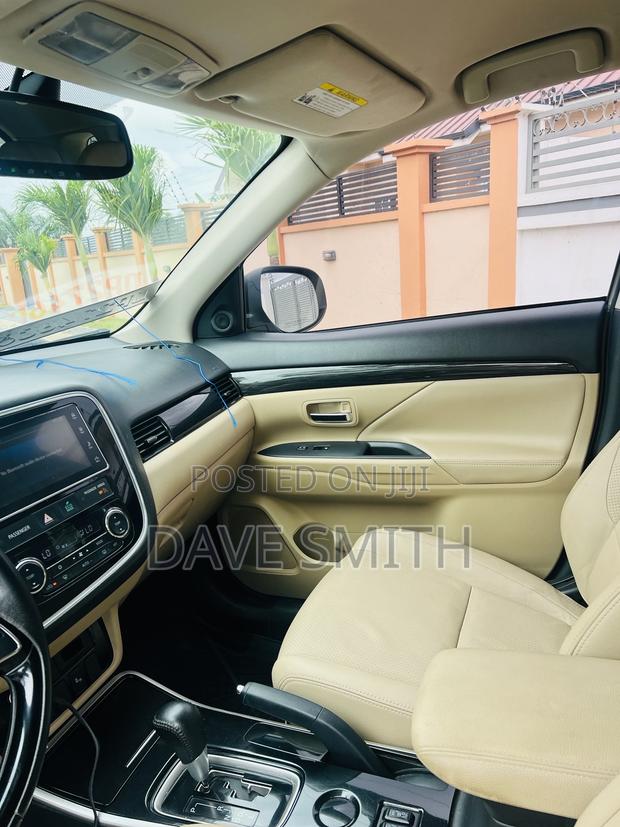 Mitsubishi Outlander SEL AWC 2018 White