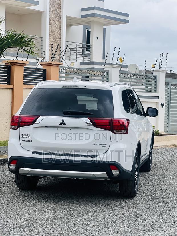 Mitsubishi Outlander SEL AWC 2018 White