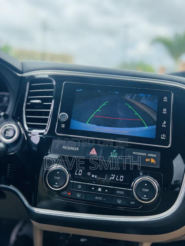 Mitsubishi Outlander SEL AWC 2018 White