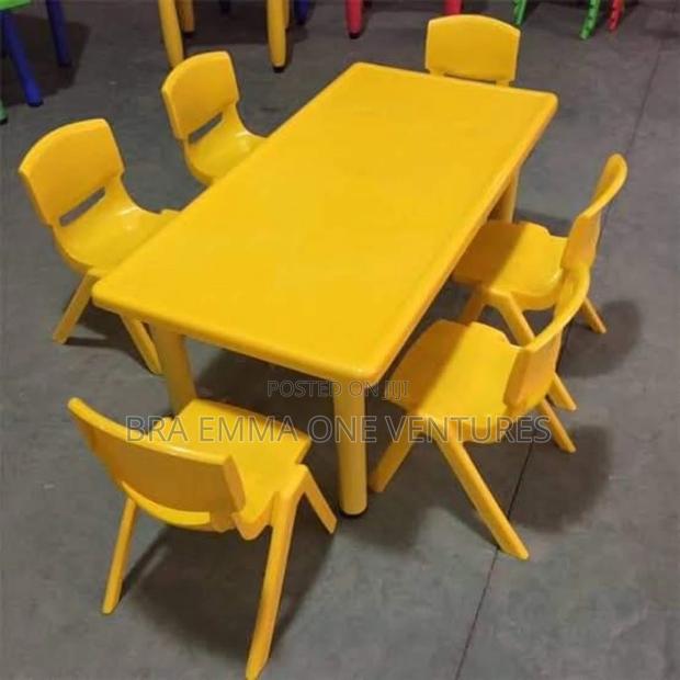 Preschool Table And Chairs · Photo 2