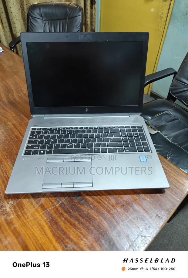 Laptop HP ZBook 15 G4 16GB Intel Core I7 SSD 512GB photo 6