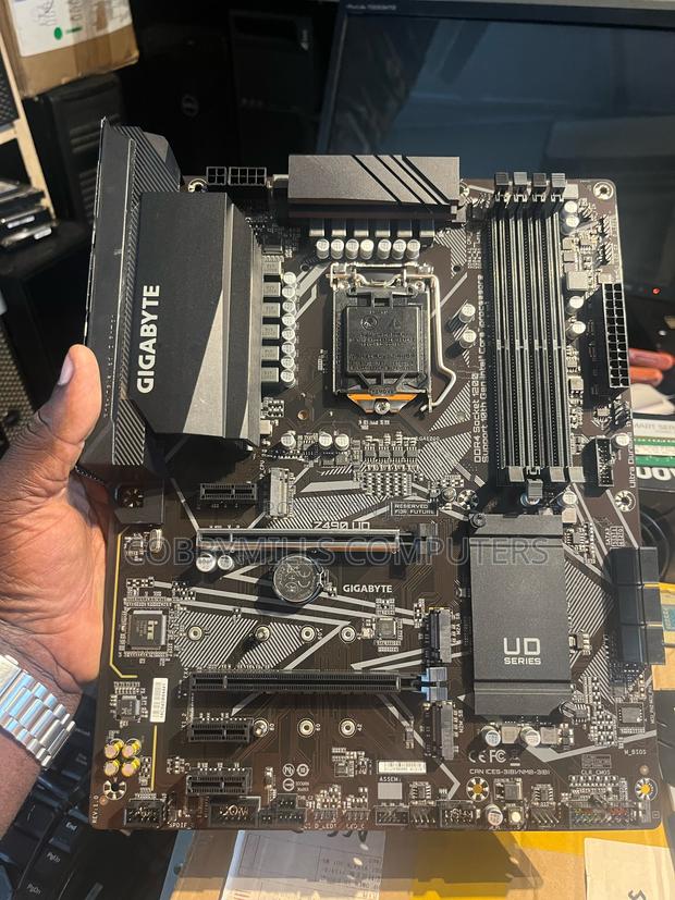 Gigabyte Z490-ud Mobo + I5-11500 Cpu photo 2