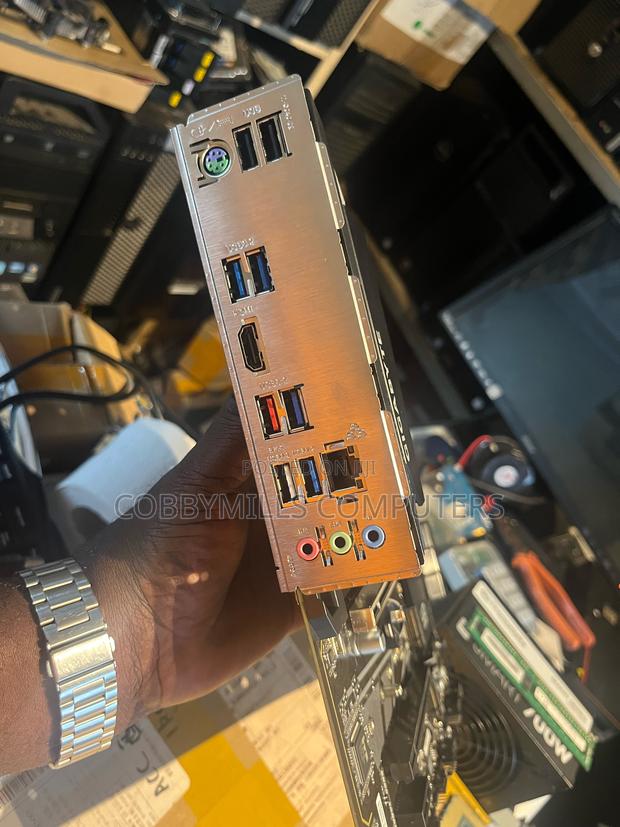 Gigabyte Z490-ud Mobo + I5-11500 Cpu photo 4
