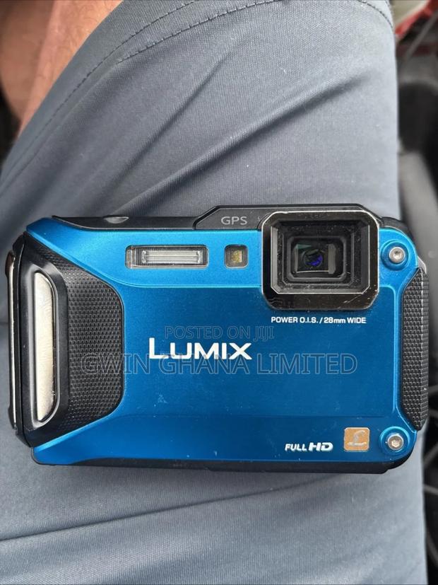 Panasonic Lumix Dmc-ts5 16.1mp Waterproof Digital Camera photo 5