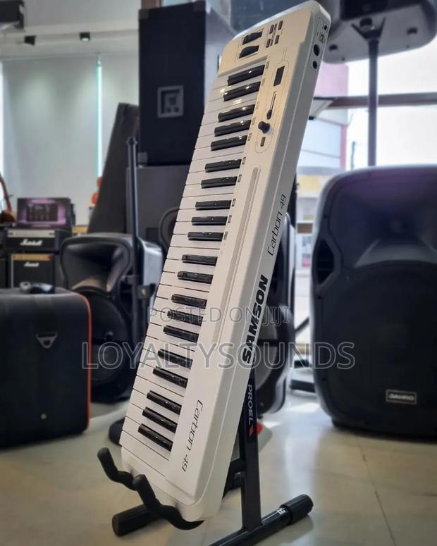 Samson Carbon49 Midi Keyboard · Photo 4
