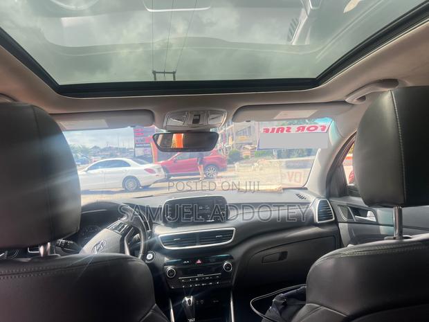 Hyundai Tucson 2019 Red