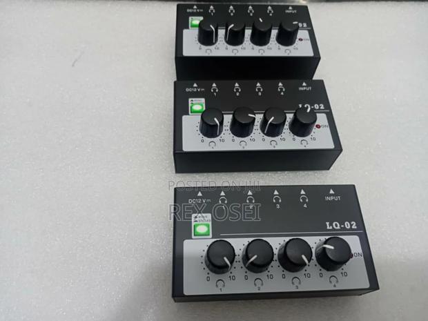 Headphone Amplifier 4channel · Photo 2