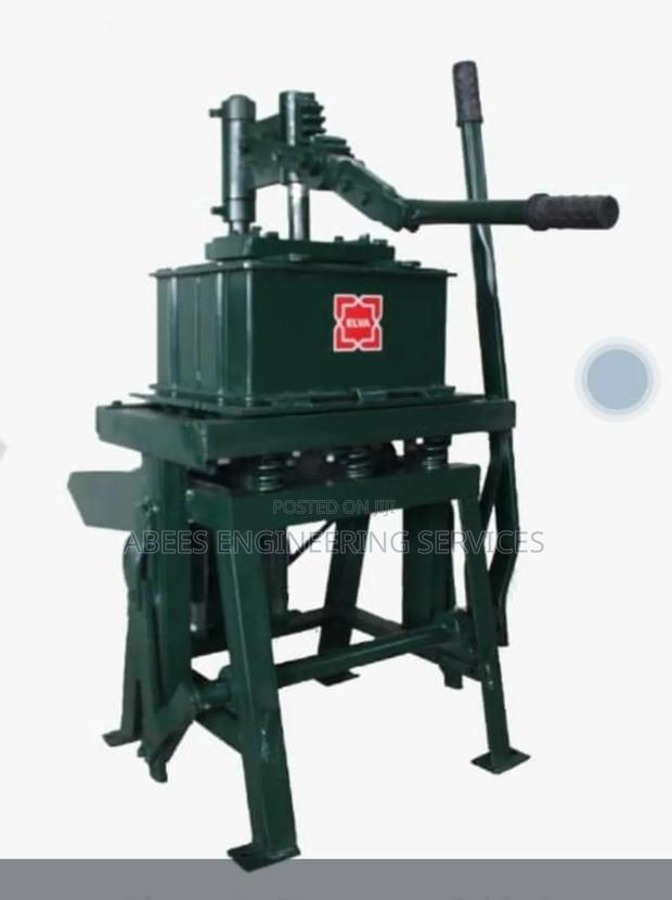 Mobile Manual Block Machines photo 2