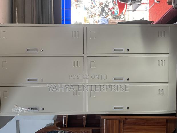 Metal Cabinet · Photo 2