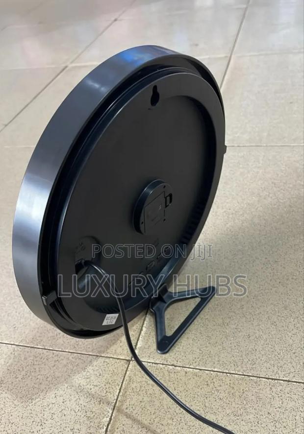 Large Round Digital Wall Clock · Photo 3
