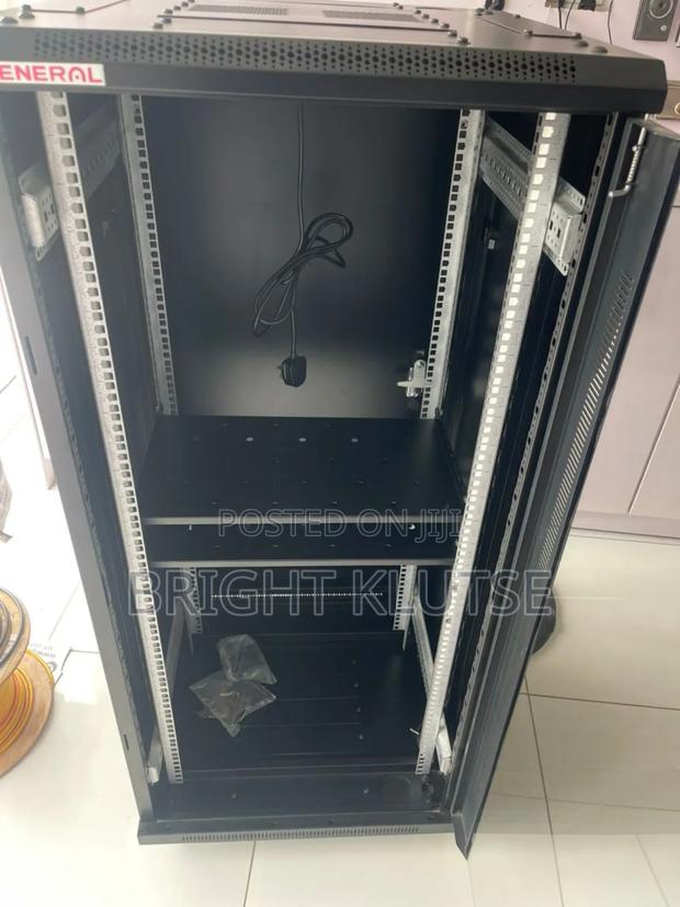 27u Rack 600 X 600 photo 2