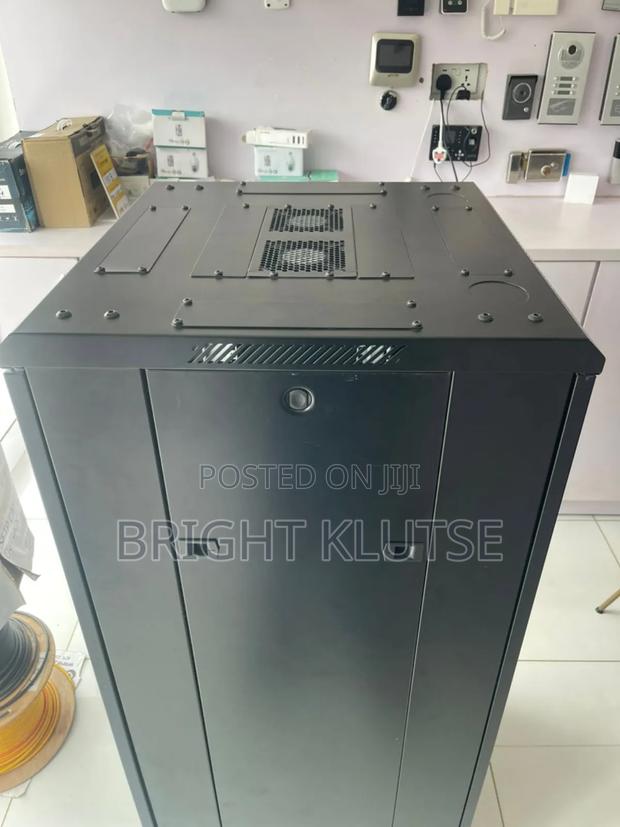 27u Rack 600 X 600 photo 3