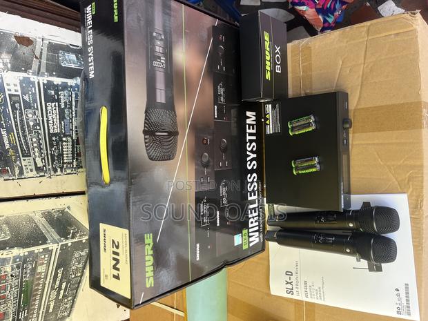 Shure SLX-D 2 in 1 Digital Microphone