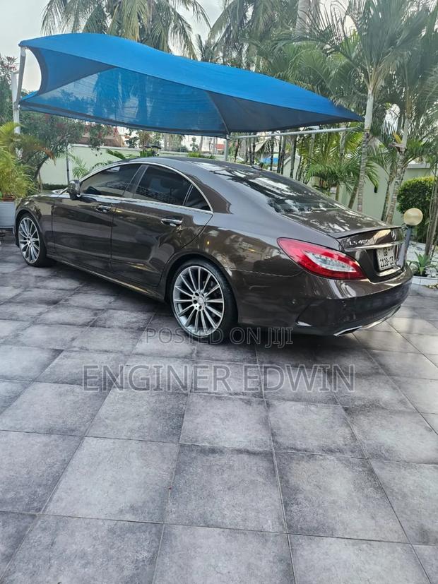 Mercedes-Benz CLS 2016 Brown photo 6