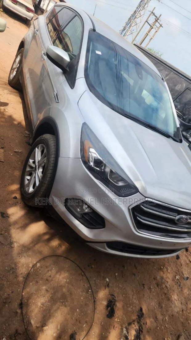 Ford Escape SE 4x4 2017 Silver