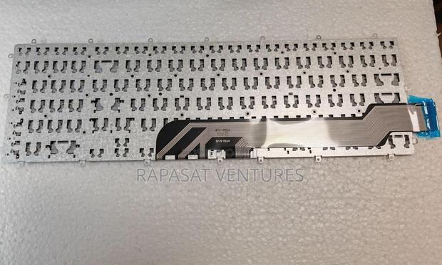 Dell 15-7000 Keyboard · Photo 3