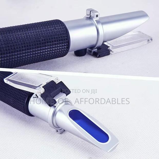 Sugar / Brix Refractometer 0-32% · Photo 4