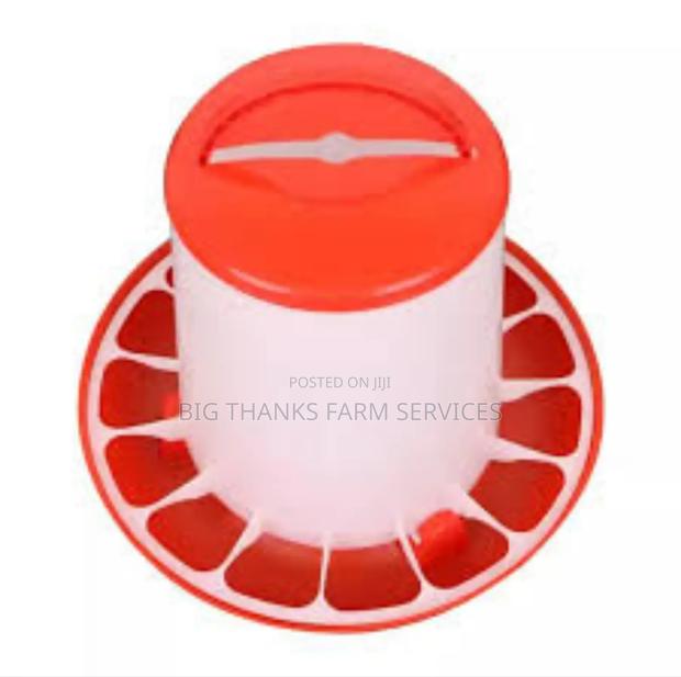 12kg Fowl Feeders in Stock · Photo 2