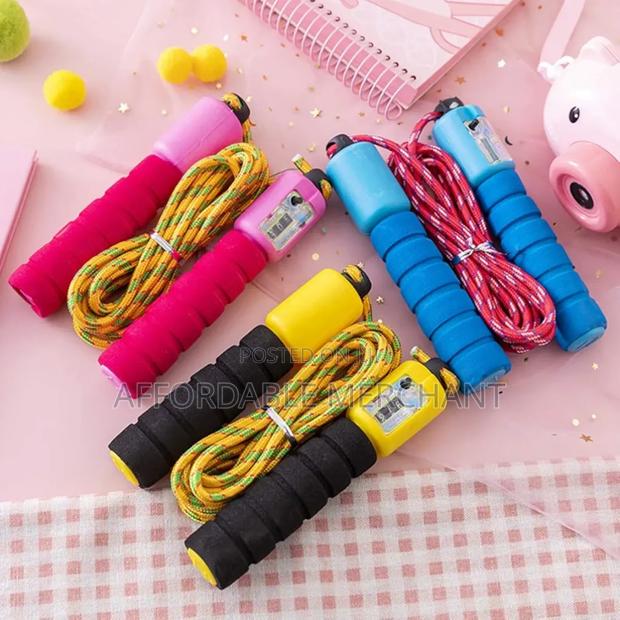Skipping Rope/Jump Rope (Automatic Counting) · Photo 3