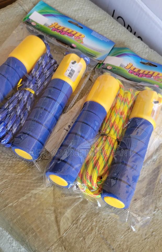 Skipping Rope/Jump Rope (Automatic Counting) · Photo 4