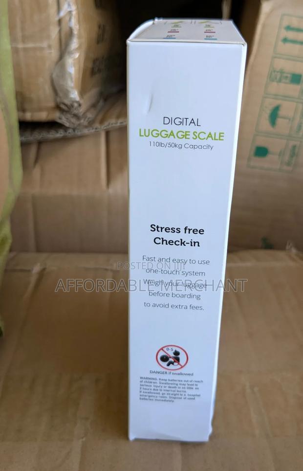 Digital Luggage Scale 110lb/50kg Capacity · Photo 4