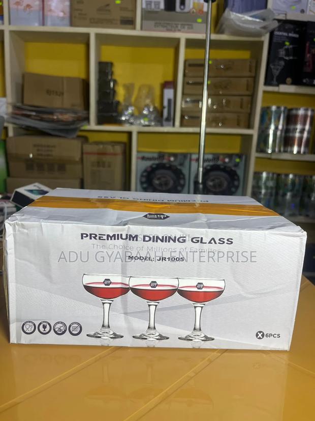 Martini Champagne Glass (Mixed) photo 3