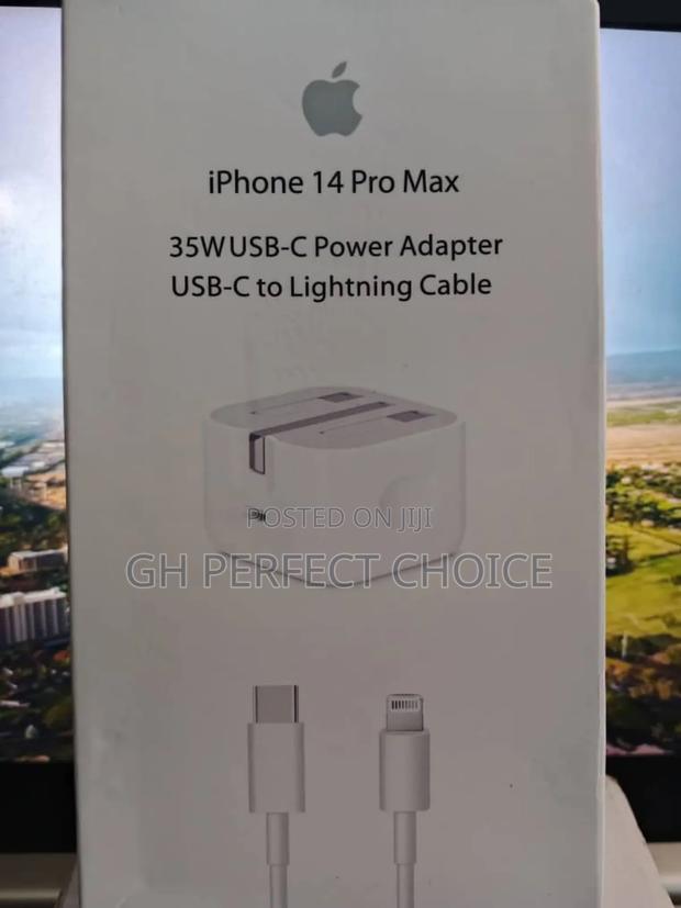 Fastcharge + iPhone Type C Charger · Photo 1