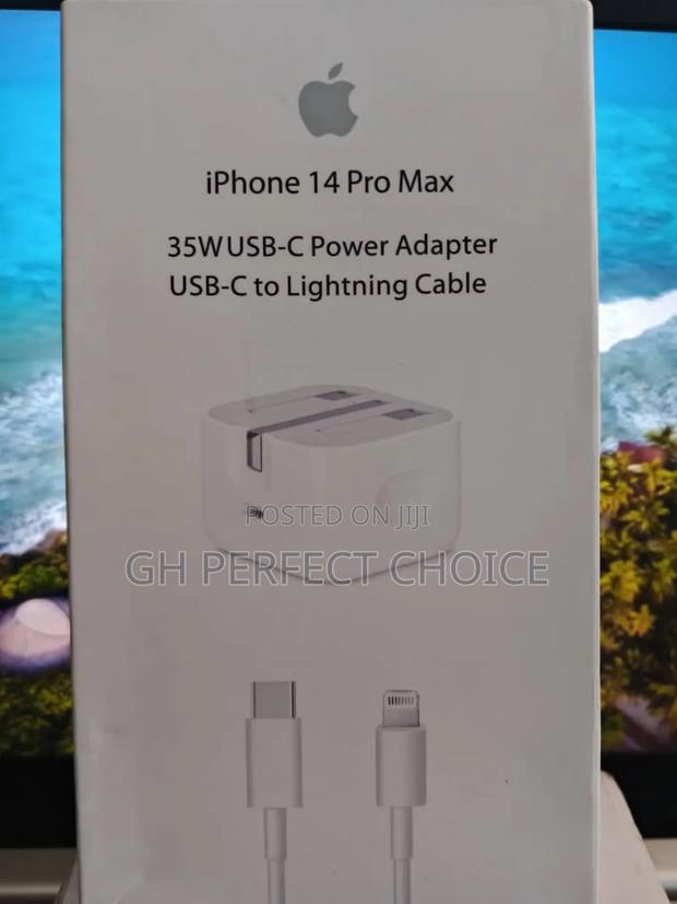 Fastcharge + iPhone Type C Charger · Photo 2