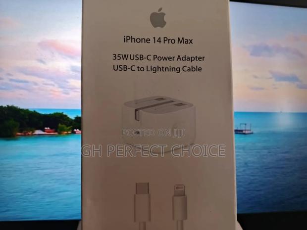 Ampedpower iPhone Type C Fast Charger · Photo 2