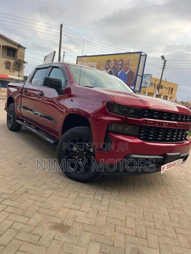 Chevrolet Silverado 2022 Burgundy photo 8