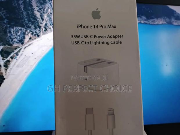 Chargewave Pro Fast Charging iPhone Type C Charger · Photo 2