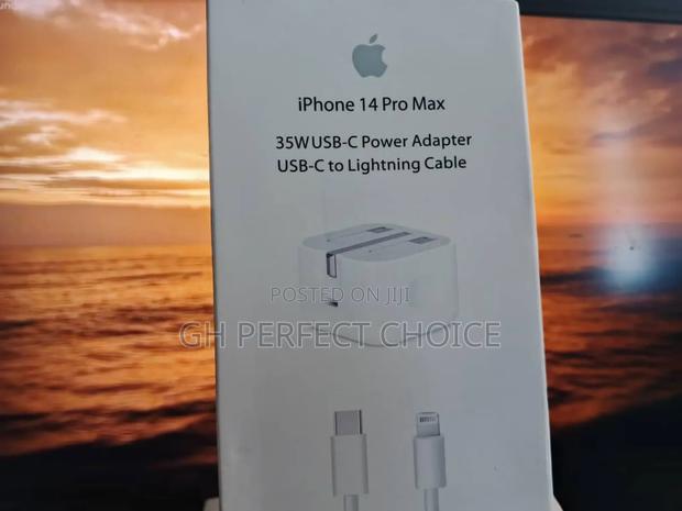 Quickvolt iPhone Type C Charger · Photo 1