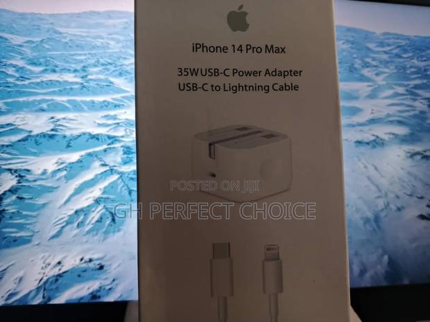 Apple's Chargegenie Fast Charging Type C Charger · Photo 2