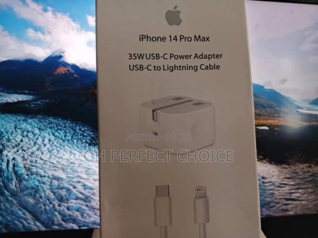 iPhone Powerflow Type C Charger · Photo 1