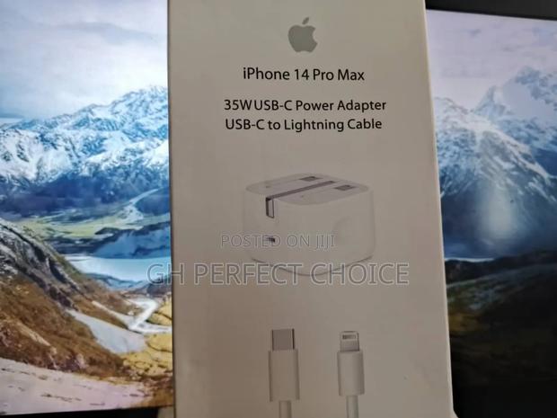 Turbopower+ iPhone Type C Fast Charger · Photo 1