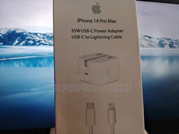 Voltmaster Pro iPhone Type C Fast Charger · Photo 1
