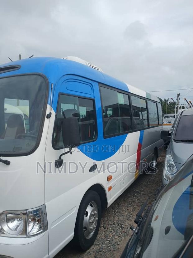 Hyundai County 2015 · Photo 2