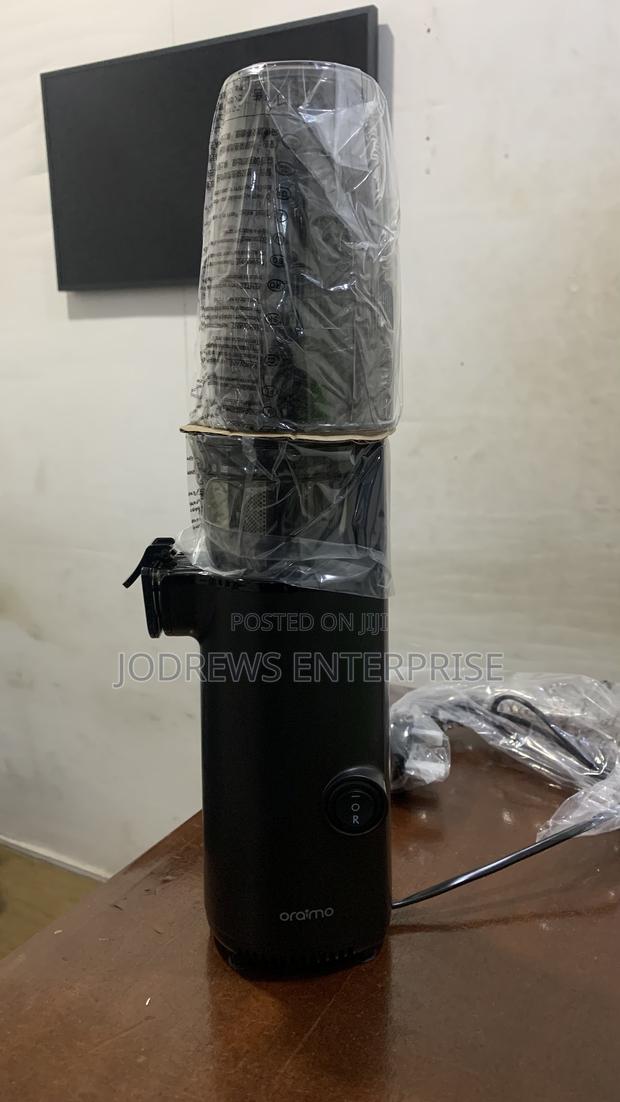Oraimo Easy Juice Mini Portable Slow Juicer photo 6