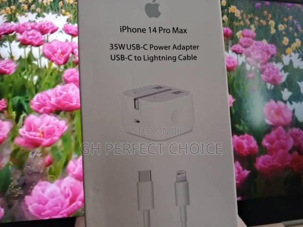 Quickcharge Max iPhone Fast Charging Type C Charger · Photo 2